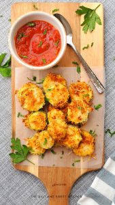 If you love simple zucchini recipes, you will love these Air Fried Zucchini Chips. #Zucchinichipsairfryer